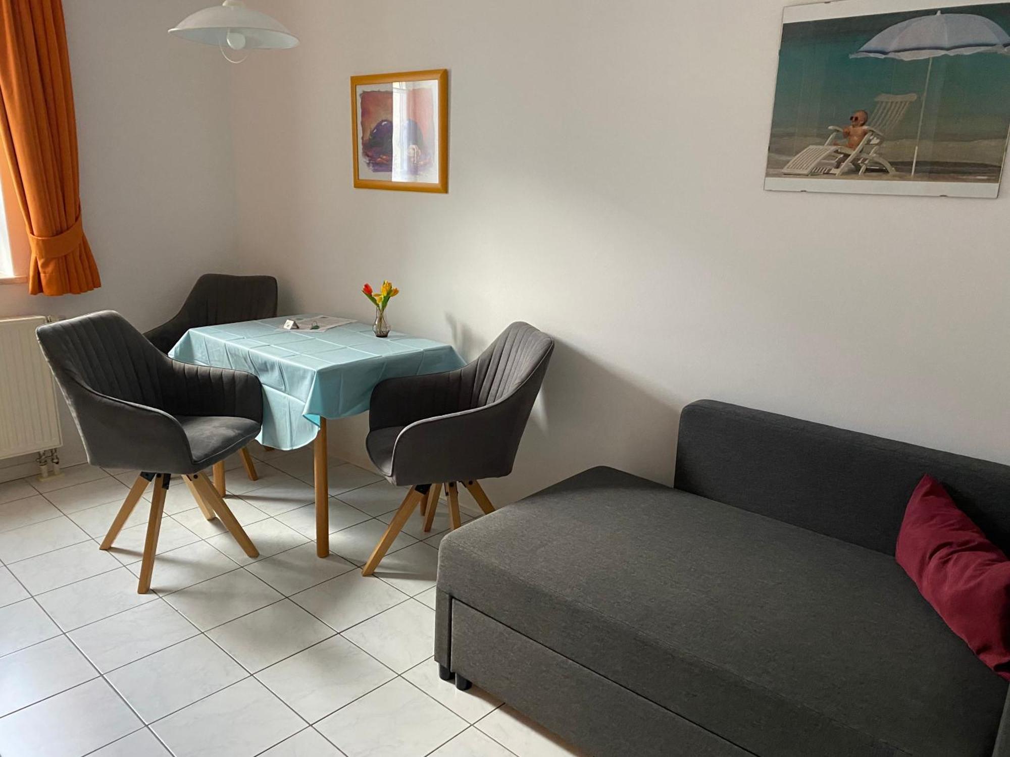 Haus Seewind Warnemuende _ Objekt *